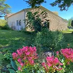 Chateau La Graviere Bed & Breakfast