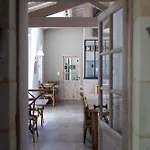 Chateau La Graviere 4* Vertheuil-en-Médoc