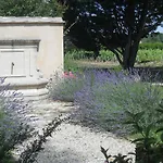 Oda ve Kahvaltı Chateau La Graviere