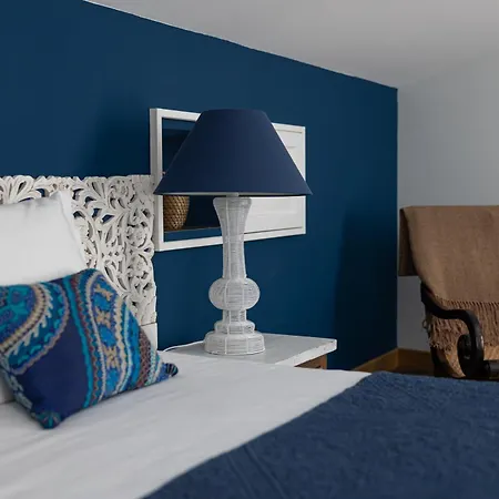 Bed & Breakfast Chateau La Graviere *