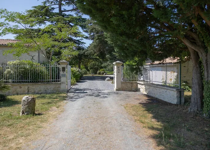 Château La Gravière 4*