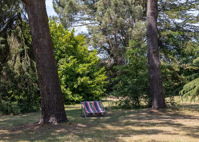 Château La Gravière Bed & Breakfast 4*